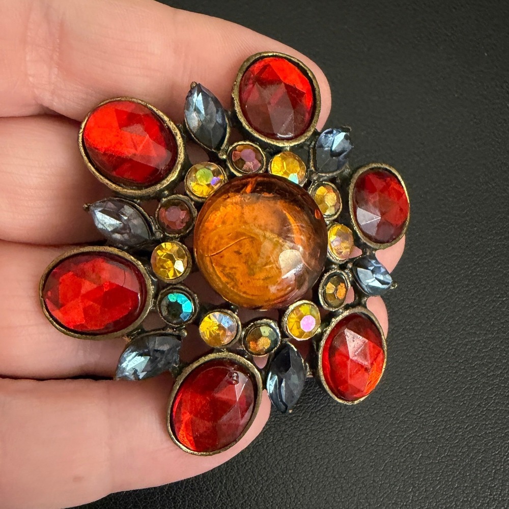 Vintage Rhinestone Brooch Red Brown Gold Tone Fall Starburst